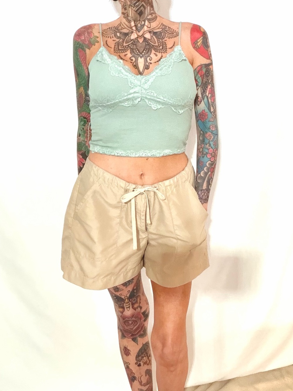 Against The Elements Pink Shark Logo Beige Shorts size 6 hiking,beach,outdoors.
